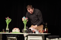 P2286560 18-40 PM